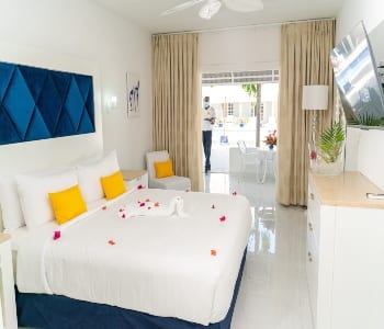 The Soco House - Soco Courtyard King Bed